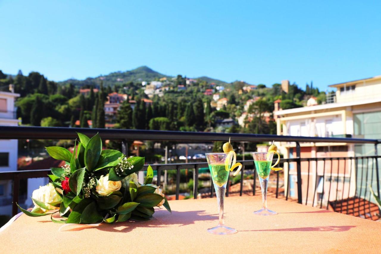 Hotel Alla Fontanella Alassio Eksteriør bilde